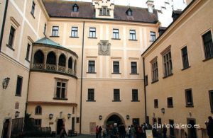 Excursión al castillo de Konopiste. Como llegar al castillo de Konopiste desde Praga
