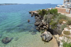 Todo sobre la Bahía de San Antonio de Portmany, en Ibiza: ¡Una de las mejores zonas para alojarse!
